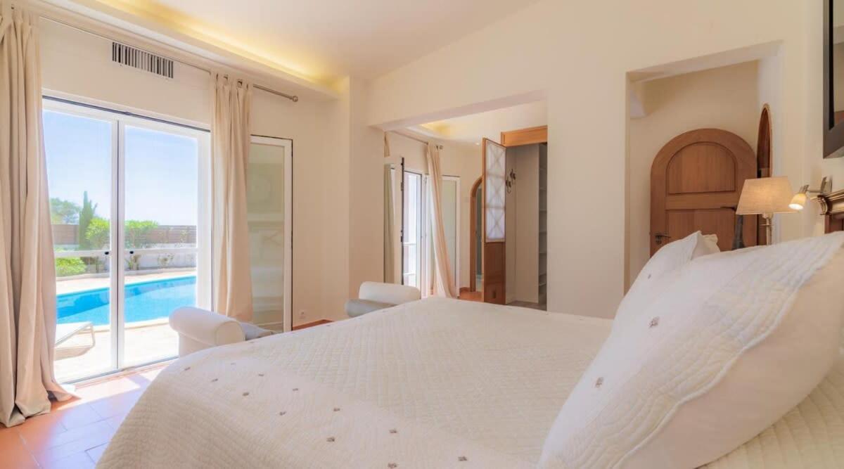 Villa Prado - Beautiful Beachfront Villa Albufeira Exterior foto
